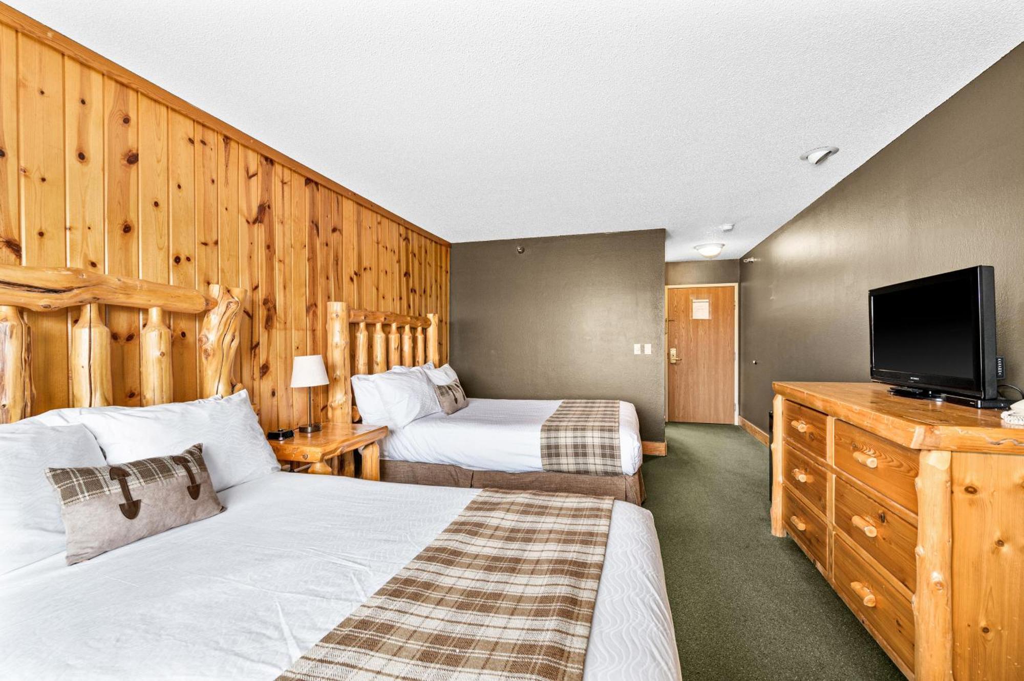 Superior Shores Resort Ту Харбърс Екстериор снимка