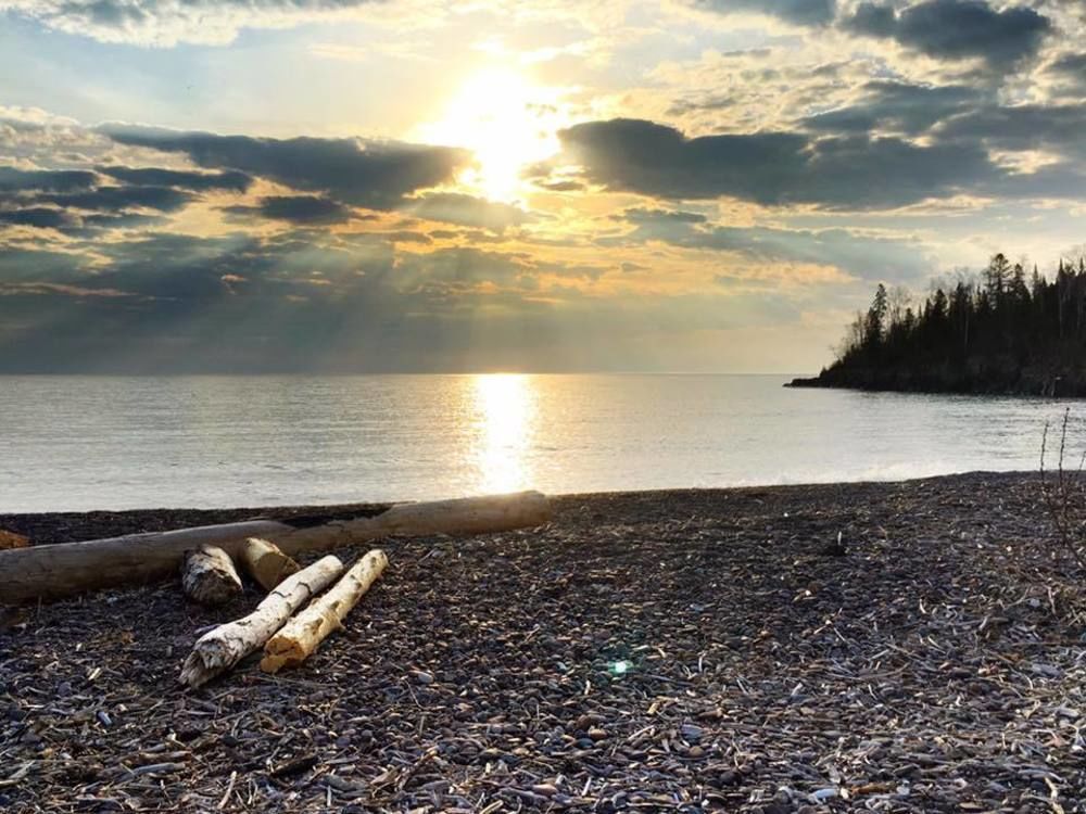 Superior Shores Resort Ту Харбърс Екстериор снимка